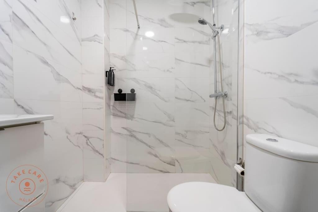 Estudio Toro In Malaga Met Dakterras Екстериор снимка